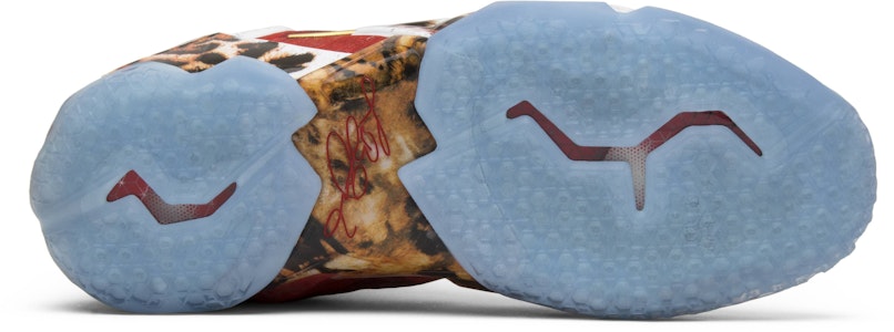 耐吉 LeBron 11 NBA 2K14 650884-674 Shop 耐吉 LeBron 11 NBA 2K14 650884-674