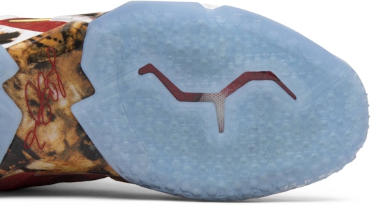 耐吉 LeBron 11 NBA 2K14 650884-674 Purchase 耐吉 LeBron 11 NBA 2K14 650884-674