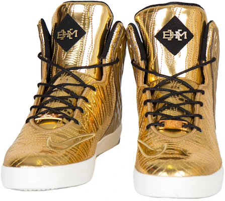 Nike LeBron 11 NSW Lifestyle QS 'Black History Month' 2014 Malaysia Edition 649396-700 Lookbook Nike LeBron 11 NSW Lifestyle QS 'Black History Month' 2014 Malaysia Edition 649396-700