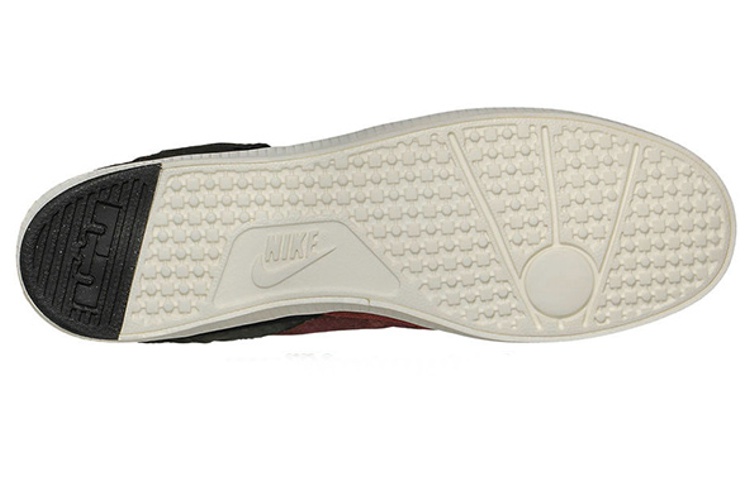 Shop Nike LeBron 11 NSW Rojo Universitario 616766-601