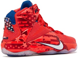 Nike LeBron 12 'Amerika Serikat' 684593-616 Lookbook Nike LeBron 12 'Amerika Serikat' 684593-616