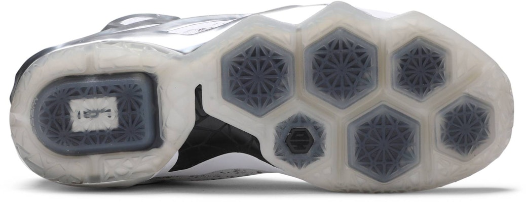 Nike LeBron 12 Elite SP Pigalle 806951-100 Shop Nike LeBron 12 Elite SP Pigalle 806951-100