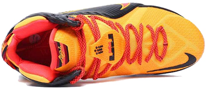 Nike LeBron 12 EP 'CLE' Sepatu Basket Pria 707781-830 Order Nike LeBron 12 EP 'CLE' Sepatu Basket Pria 707781-830