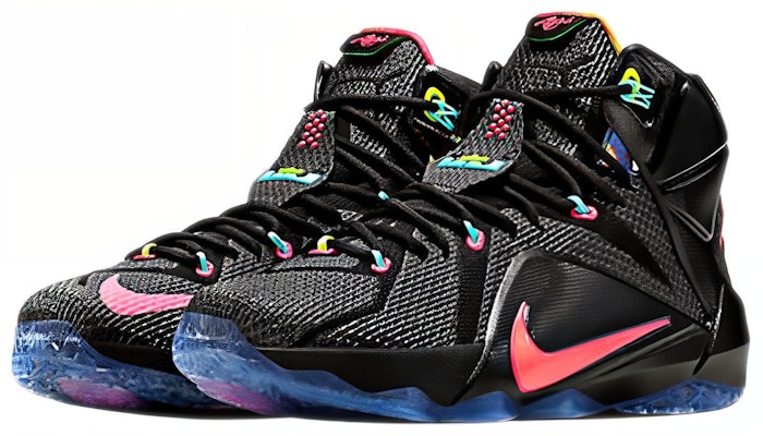 耐吉 勒布朗 12 EP 男款高帮實戰籃球鞋 "數據詹姆斯" 黑紅 台灣版 Lookbook 耐吉 勒布朗 12 EP 男款高帮實戰籃球鞋 "數據詹姆斯" 黑紅 台灣版