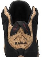 Nike LeBron 12 EXT Cork Sepatu Basket pria 768829-100 Sizing Nike LeBron 12 EXT Cork Sepatu Basket pria 768829-100