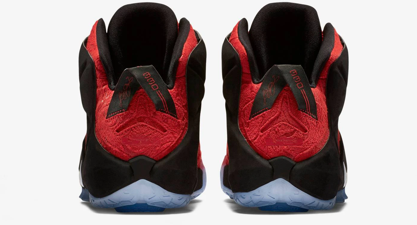 le-bron-12-ext-king-s-cloak