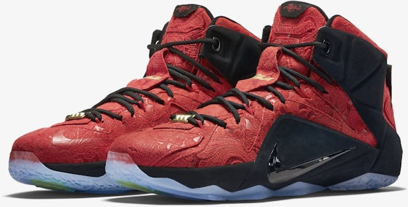 レブロン12 EXT キングス クローク 748861-600 Order レブロン12 EXT キングス クローク 748861-600