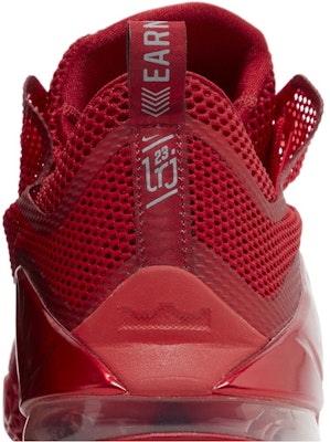 耐吉 LeBron 12 Low 大學紅 724557-616 Sizing 耐吉 LeBron 12 Low 大學紅 724557-616