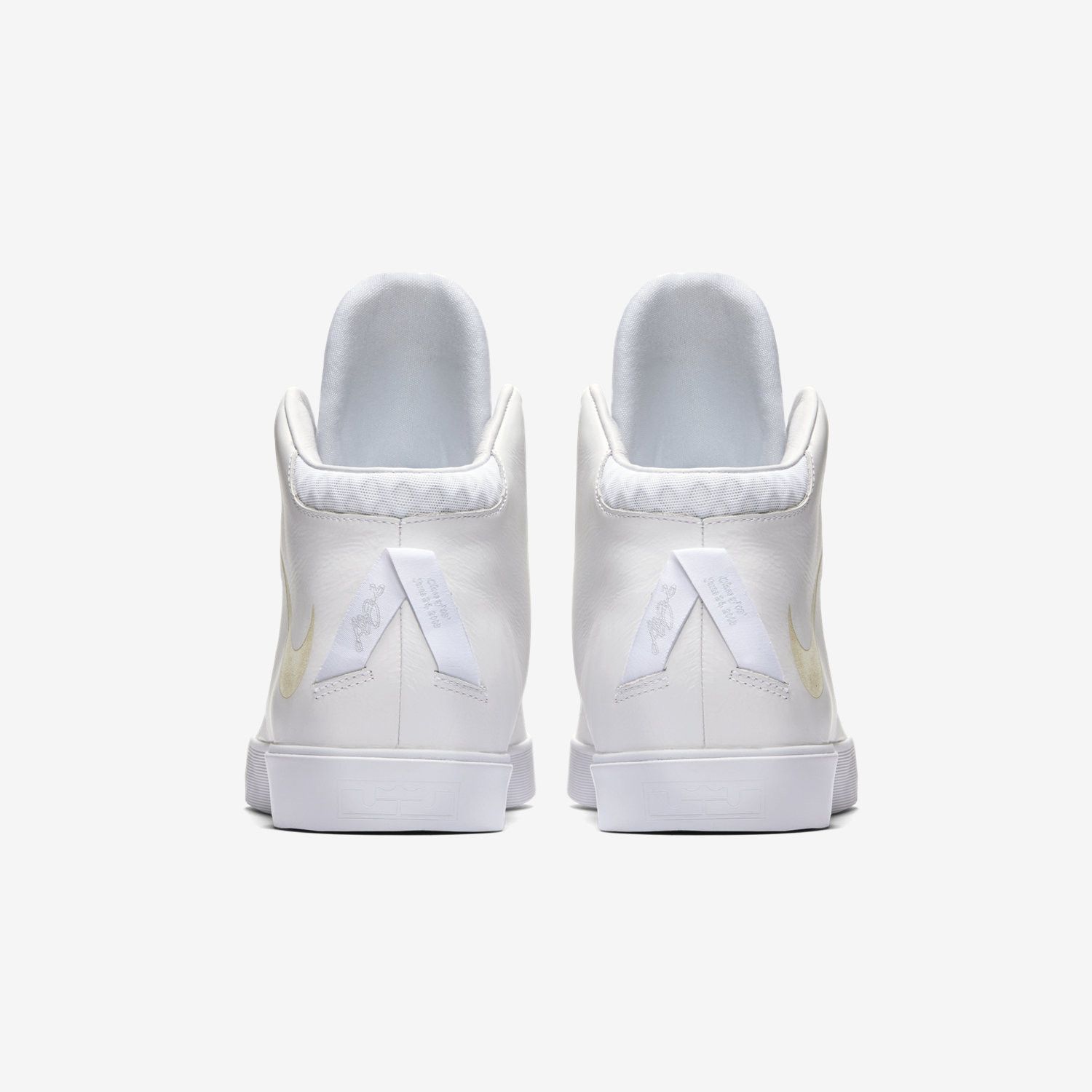 Buy Nike LeBron 12 NSW Blanco 716417-100