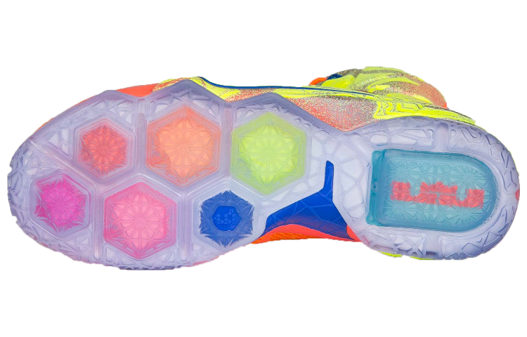 Shop Nike LeBron 12 Seis Meridianos 684593-870