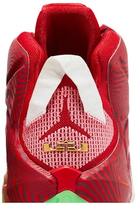 耐克 LeBron 12 雪碧混合特别包装版 728709-999 Sizing 耐克 LeBron 12 雪碧混合特别包装版 728709-999