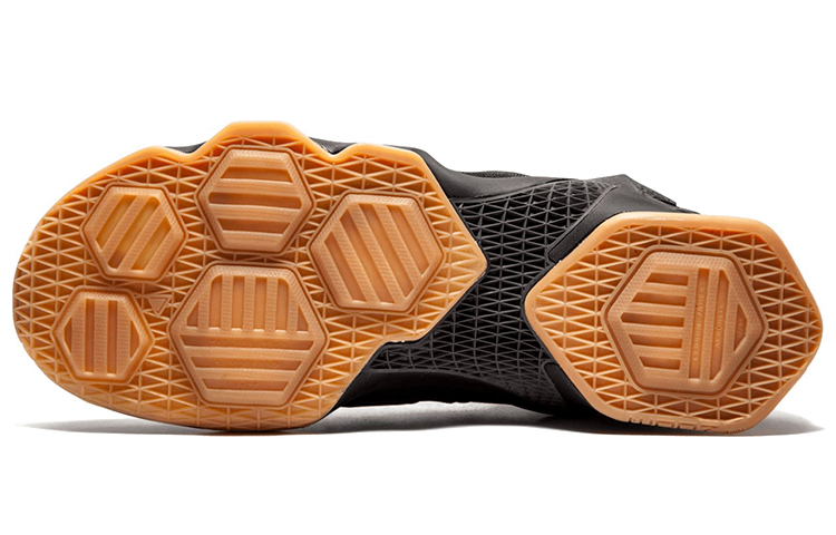 Shop 나이키 르브론 13 '블랙 라이언' 🦁 🖤 농구화 807219-001