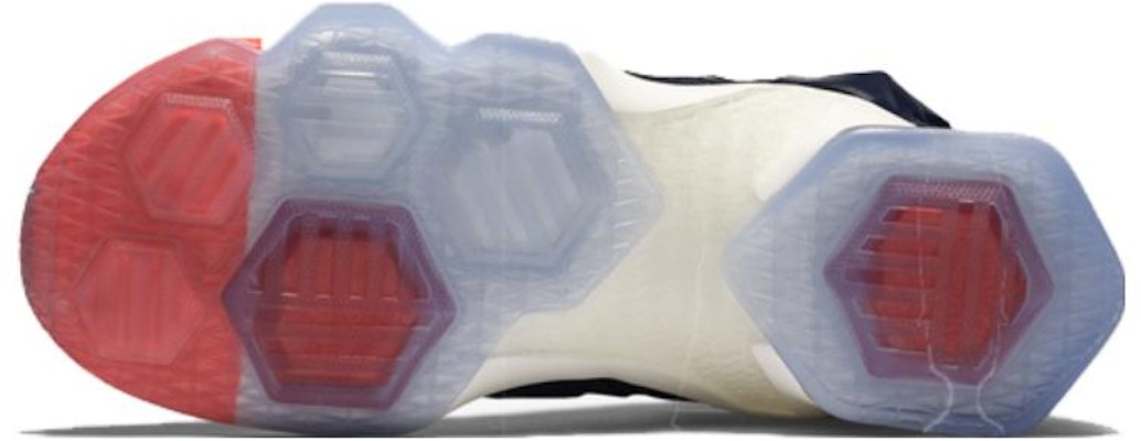 耐克LeBron 13 'EXT Luxbron' 高端版篮球鞋 823300-941 Purchase 耐克LeBron 13 'EXT Luxbron' 高端版篮球鞋 823300-941