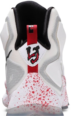 나이키 르브론 13 '13일의 금요일' (Nike LeBron 13 '13일의 금요일') 807219-106 Sizing 나이키 르브론 13 '13일의 금요일' (Nike LeBron 13 '13일의 금요일') 807219-106