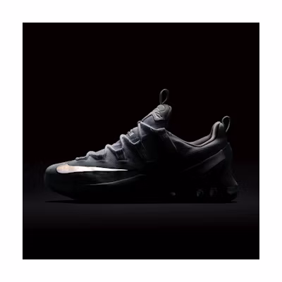 Nike LeBron 13 Low 'Metallic Silver'