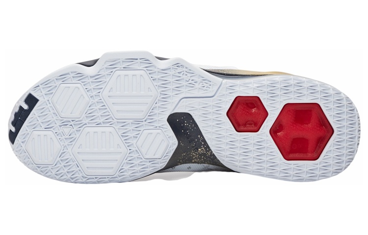 Shop 耐吉 LeBron 13 Low '奧運' 831925-164