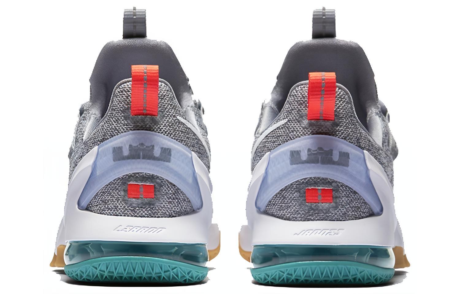 Shop Nike LeBron 13 Low ''Stealth'' Chaussures 831925-016