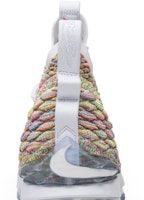 レブロン15 "フルーティペブルズ" 897648-900 Sizing レブロン15 "フルーティペブルズ" 897648-900