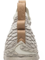 Nike LeBron 15 'Fantasma' 897648-200 Sizing Nike LeBron 15 'Fantasma' 897648-200