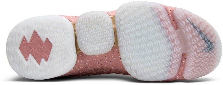 Nike LeBron 15 'Hollywood' Sepatu Basket 897650-600 Shop Nike LeBron 15 'Hollywood' Sepatu Basket 897650-600