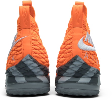 Nike LeBron 15 'Orange Box' AR5125-800 Details for Nike LeBron 15 'Orange Box' AR5125-800