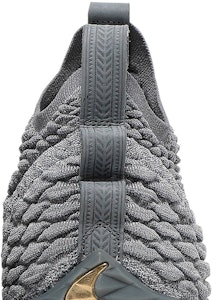 Nike LeBron 15 Seri Kota 897648-005 Sizing Nike LeBron 15 Seri Kota 897648-005