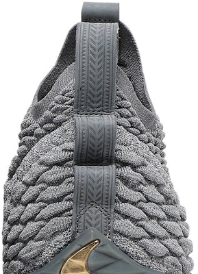 Nike LeBron 15 City Series 897648-005/897649-005 Sizing Nike LeBron 15 City Series 897648-005/897649-005
