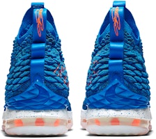 レブロン15 EP "ホットブルー" AO1754-400 Purchase レブロン15 EP "ホットブルー" AO1754-400