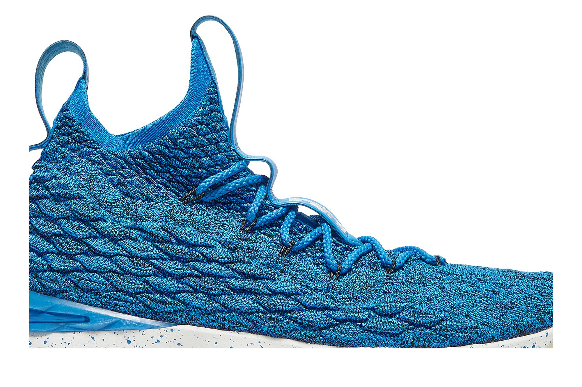 blue lebron 15