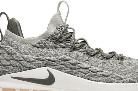 Nike LeBron 15 Low Warna Light Bone AO1755-003 Order Nike LeBron 15 Low Warna Light Bone AO1755-003