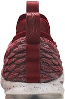 Sizing Nike LeBron 15 Low 球隊紅 AO1755-200