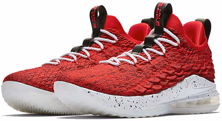 Nike LeBron 15 Low Merah Universiti AO1755-600 Lookbook Nike LeBron 15 Low Merah Universiti AO1755-600