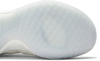 耐吉 LeBron 15 Low 白色金屬銀 AO1755-100 Purchase 耐吉 LeBron 15 Low 白色金屬銀 AO1755-100