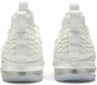 Nike LeBron 15 Low Blanco Plata Metálica AO1755-100 Details for Nike LeBron 15 Low Blanco Plata Metálica AO1755-100
