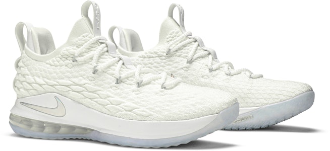 Nike LeBron 15 Low Blanco Plata Metálica AO1755-100 Cheap Nike LeBron 15 Low Blanco Plata Metálica AO1755-100