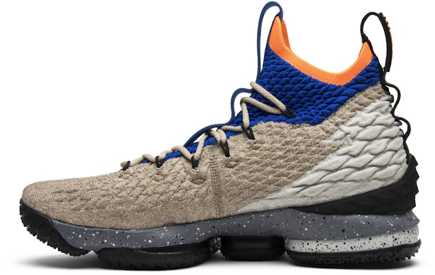 Kasut Nike Lebron 15 Mowabb AR4831-900 Lookbook Kasut Nike Lebron 15 Mowabb AR4831-900