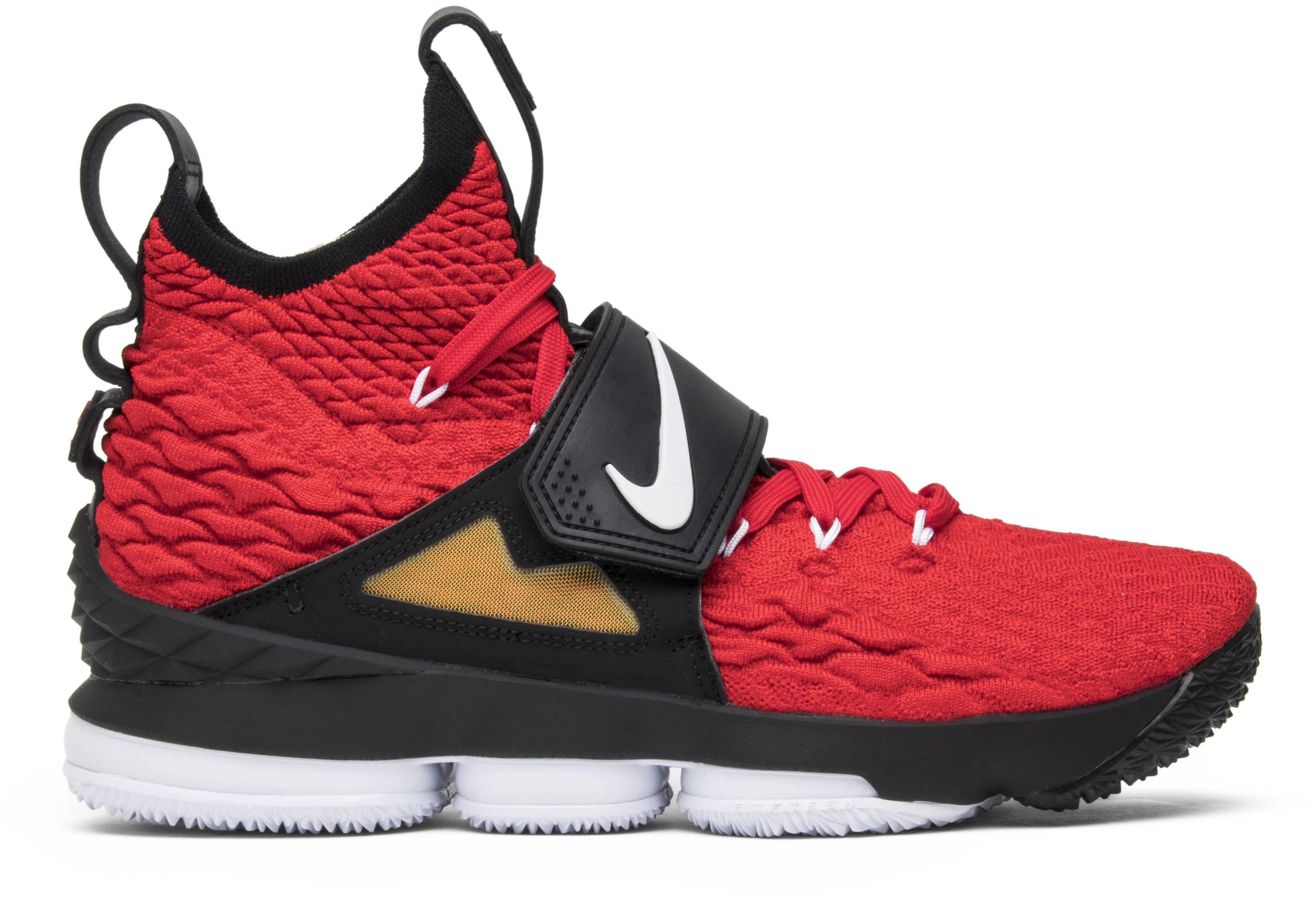 le-bron-15-red-diamond-turf