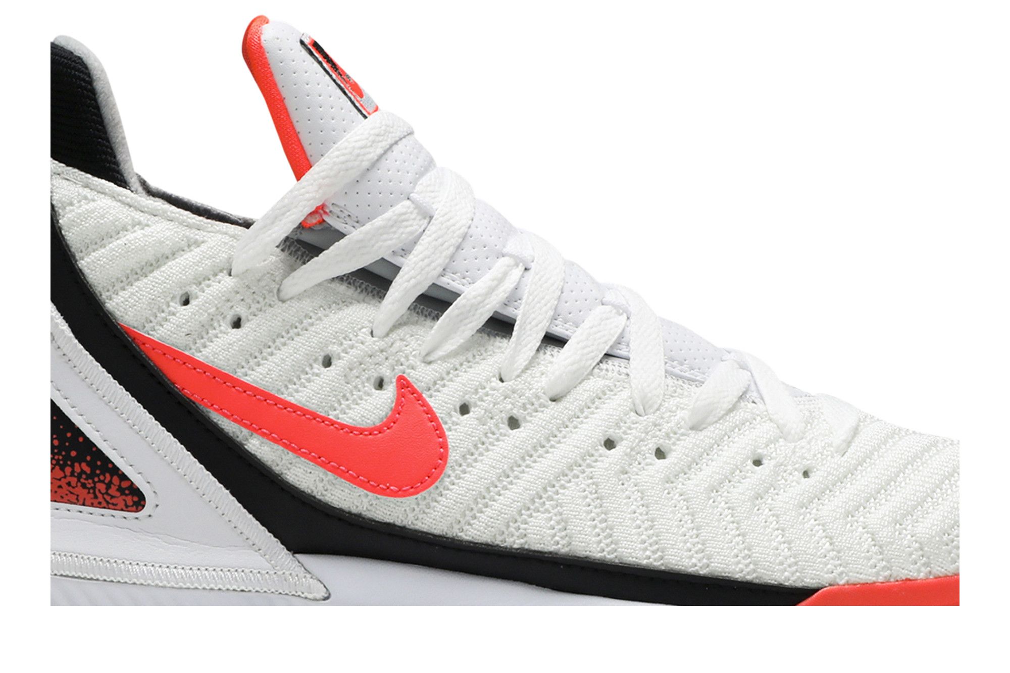 Lookbook Nike LeBron 16 「Air Tech Challenge Hot Lava 白色」 CI1521-100