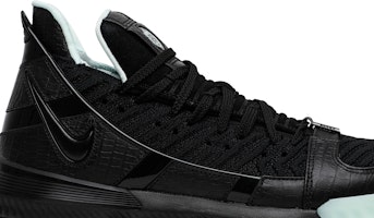 耐吉 勒布朗 16號 發光 CD2451-001 Order 耐吉 勒布朗 16號 發光 CD2451-001