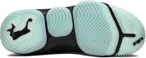 耐吉 勒布朗 16號 發光 CD2451-001 Shop 耐吉 勒布朗 16號 發光 CD2451-001