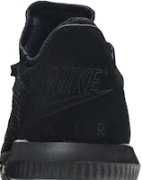 レブロン16ロー トリプルブラック CI2668-002 Sizing レブロン16ロー トリプルブラック CI2668-002