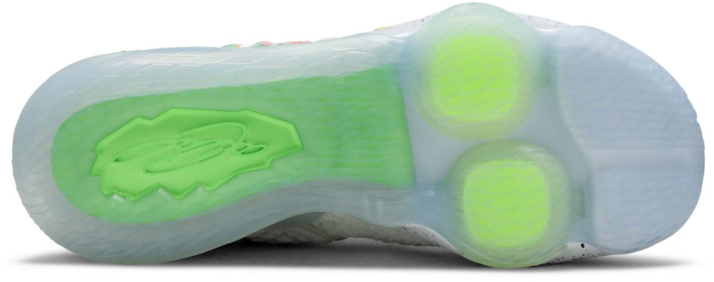 Nike LeBron 17 '空中指揮力' BQ3177-100 Shop Nike LeBron 17 '空中指揮力' BQ3177-100