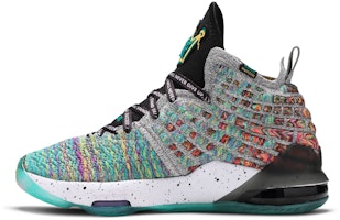 (Niños) Nike LeBron 17 'I Promise' CW2761-300 Lookbook (Niños) Nike LeBron 17 'I Promise' CW2761-300