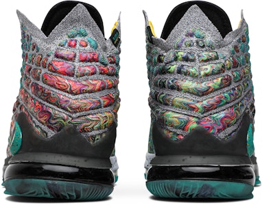 Nike LeBron 17 'Saya Janji' CD5052-300 Details for Nike LeBron 17 'Saya Janji' CD5052-300