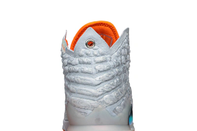 Nike LeBron 17 LMTD 'Future Air'