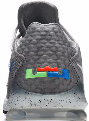 나이키 레브론 17 로우 '파티클 그레이' CD5007-004 Sizing 나이키 레브론 17 로우 '파티클 그레이' CD5007-004