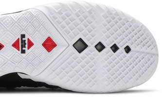 Nike LeBron 18 '黑色大學紅' CQ9283-001 Purchase Nike LeBron 18 '黑色大學紅' CQ9283-001