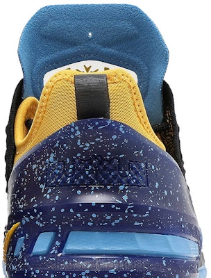 (Sekolah Dasar) Nike LeBron 18 'Lakers Heritage' CW2760-006 Sizing (Sekolah Dasar) Nike LeBron 18 'Lakers Heritage' CW2760-006