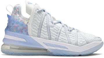Nike LeBron 18 'Play for the Future' CW3156-400 Nike LeBron 18 'Play for the Future' CW3156-400