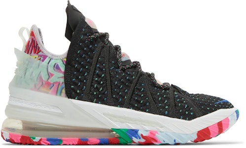 レブロン18 EP "ジェームズ・ギャング" CQ9284-002 Buy レブロン18 EP "ジェームズ・ギャング" CQ9284-002